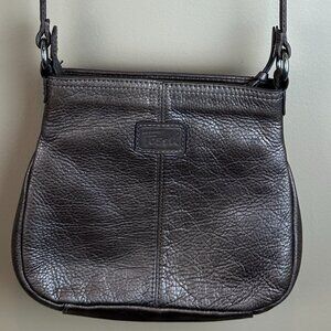 Fossil crossbody soft leather purse. Golden Bronze color.  Zipper closure.